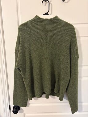 Abercrombie & Fitch Olive Mock Neck Sweater